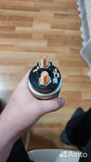 Продам втягивающее реле Мерседес daf