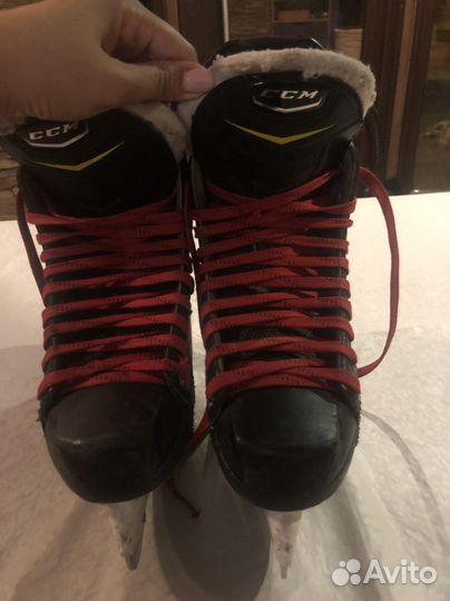 Коньки CCM super tacks профессиональные