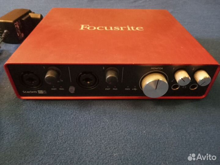 Внешняя звуковая карта focusrite scarlett 6i6