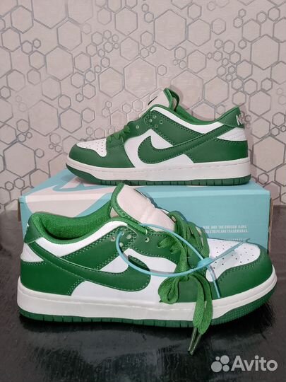Кроссовки nike