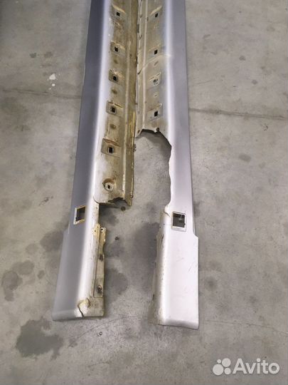 Накладки порогов mercedes w210