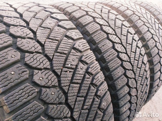 Gislaved Nord Frost 200 235/45 R18