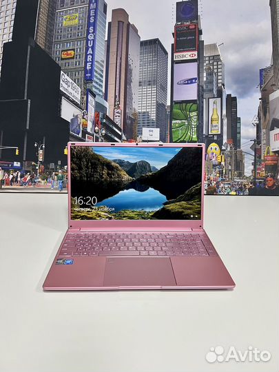 Новый стильный ноутбук в коробке/ssd512/ram16