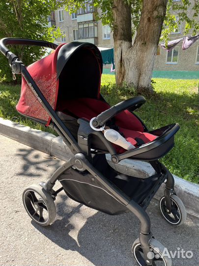 Прогулочная коляска