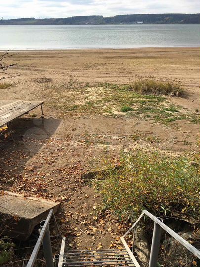 Дом 23,4 м² на участке 9,3 сот.