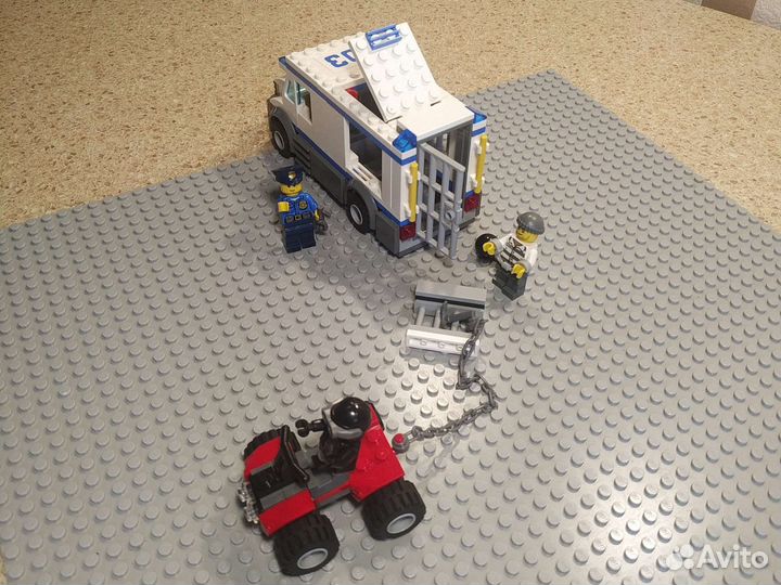 Lego City полицейский автозак