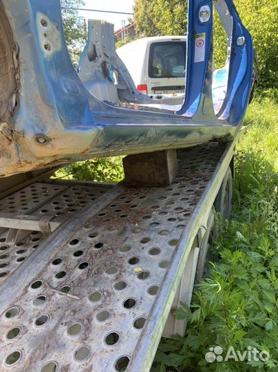 Пороги Toyota Yaris 2 2005-2012г