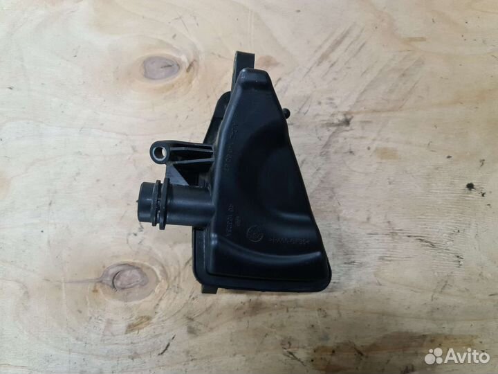 Резонатор воздушного фильтра Mercedes CLS218 OM642