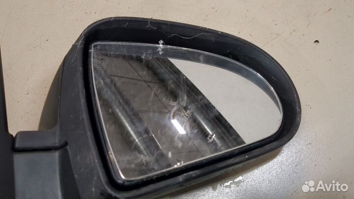 Зеркало боковое правое Mitsubishi Colt