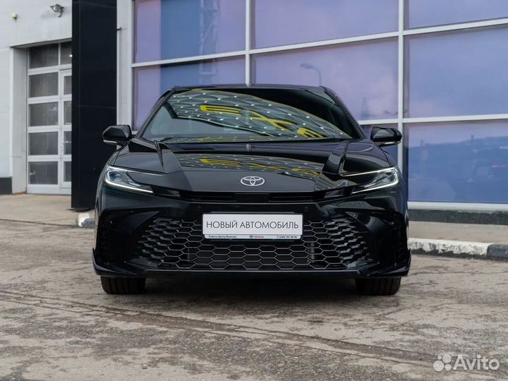 Toyota Camry 2.0 CVT, 2024