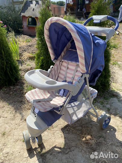 Прогулочная коляска
