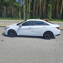 Hyundai Elantra 1.6 AT, 2022, 34 500 км, с пробегом, цена 2 300 000 руб.