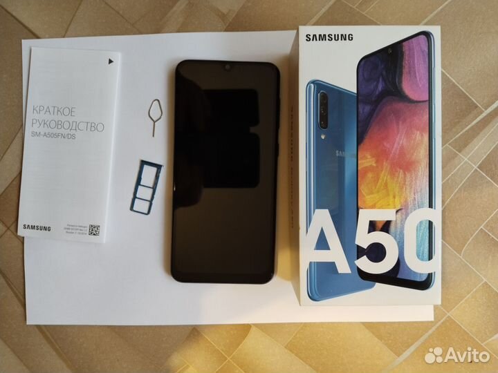 Samsung Galaxy A50, 4/64 ГБ