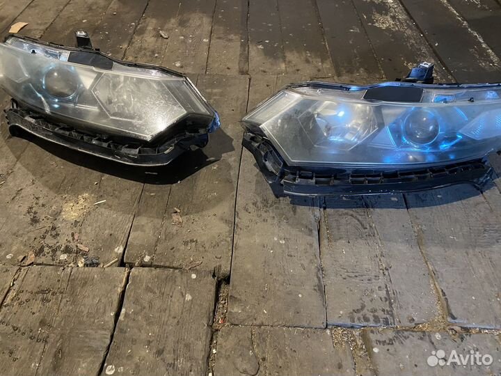 Продам фару Honda Insight