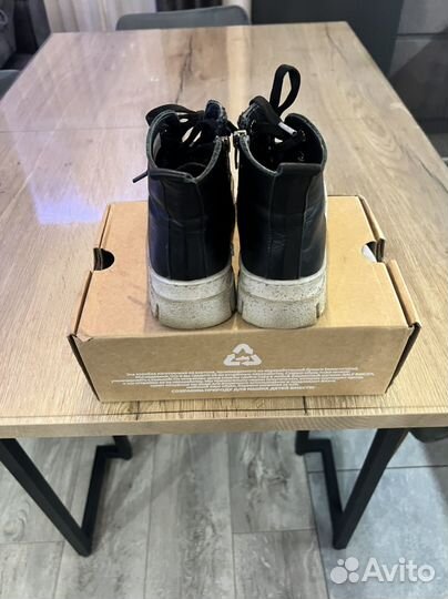 Ботинки для девочки кожаные