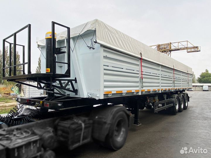 Самосвальный полуприцеп зерновоз