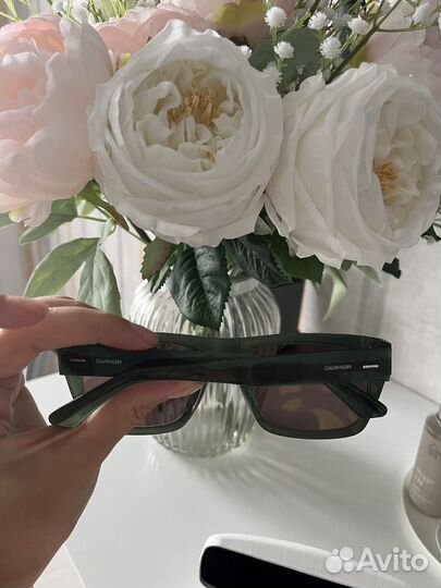 Солнечные очки мужские Calvin Klein