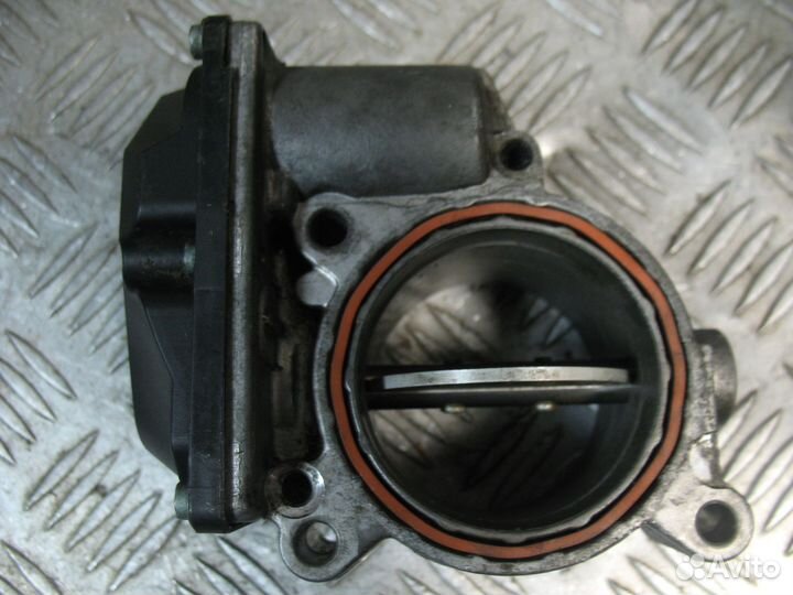 Заслонка дроссельная эл. Volkswagen Crafter 2011г