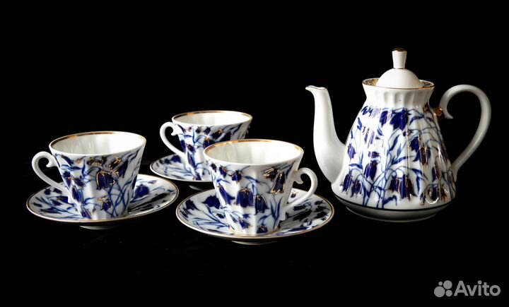 Чайные пары и чайник Колокольчик. Фарфор. лфз. ифз