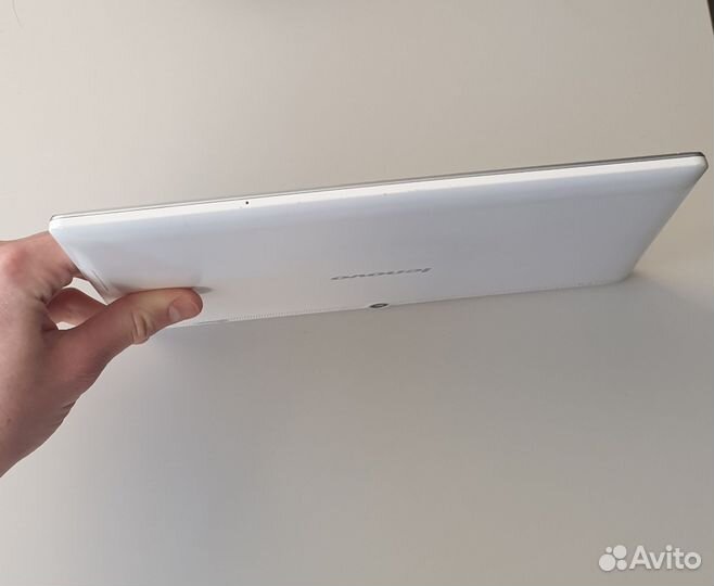 Планшет Lenovo Tab 2 A10-70L 16Gb LTE