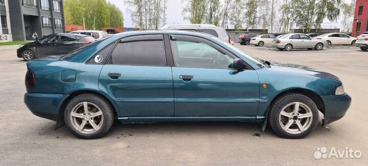 Audi A4 1.6 AT, 1996, 320 000 км