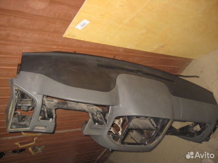 Панель передняя торпедо б/у Pajero 3/Montero 3