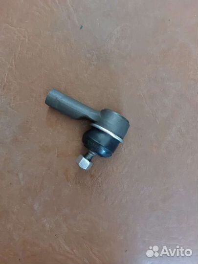 Наконечник рулевой тяги на Mitsubishi