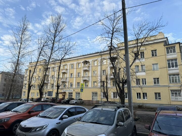 Комната 31 м² в 3-к., 2/4 эт.