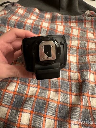 Вспышка yongnuo 560 iv