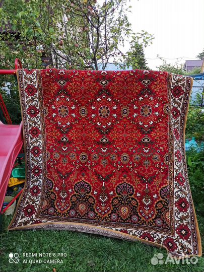 Ковер шерстяной новый