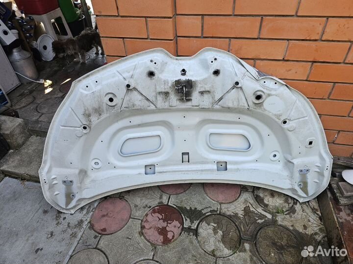 Капот на renault kaptur оригинал