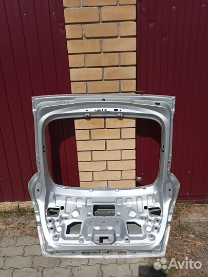 Дверь багажника Renault Arkana 1 2019