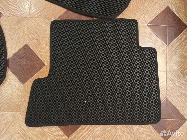 Автомобильные коврики eva