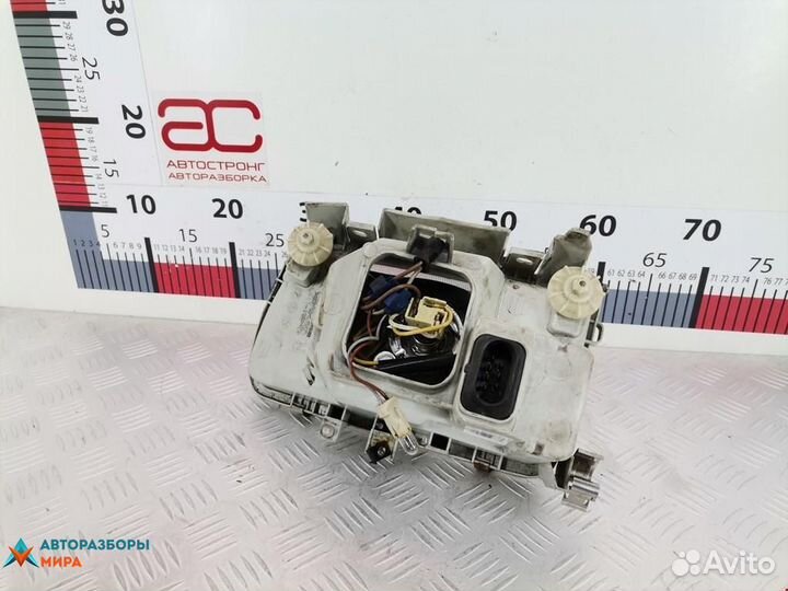 Фара правая Volkswagen Polo 3 2000 6N1941016