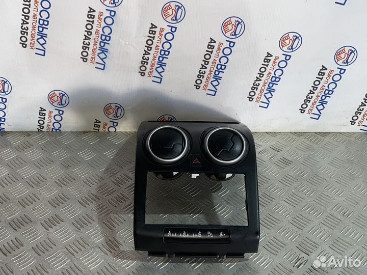 Дефлектор воздушный Nissan Qashqai (J10) I (2006–2