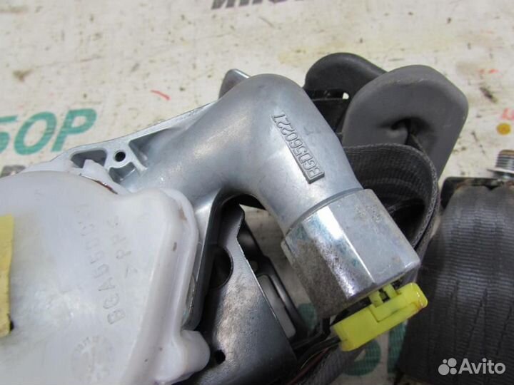 Ремень безопасности с пиропатроном для Mazda BT-50