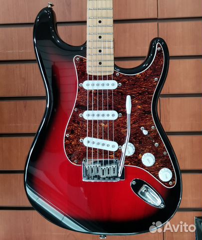 Стратокастер Squier by Fender Indonesia 2010г