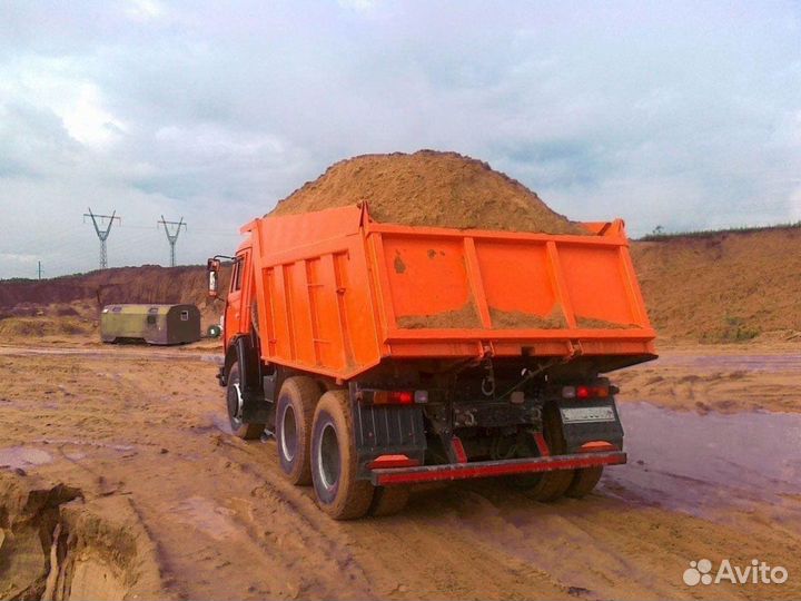 Песок карьерный от трех кубов