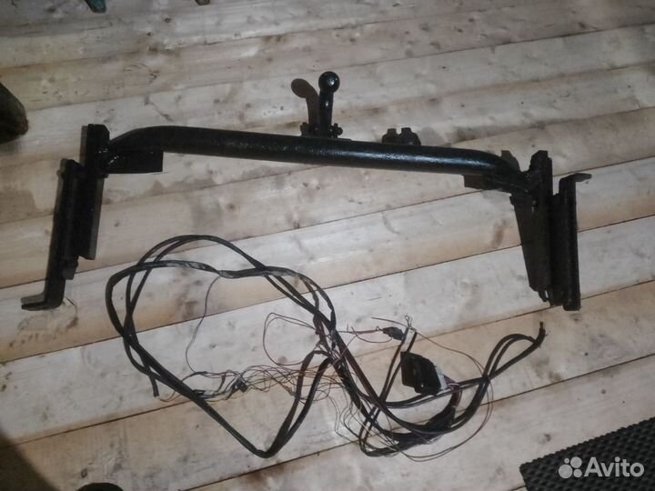 Фаркоп на Рено Симбол, с проводкой