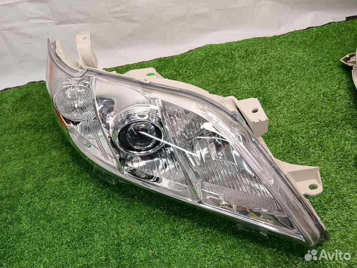 Фары Camry v40 новые 8113033612, 8117033611