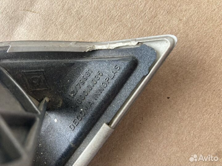 Крышка форсунки омывателя фар Mercedes W204