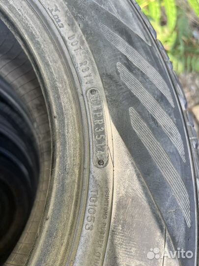 Dunlop Bb490 215/70 R16