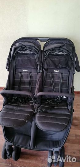 Коляска для двойни