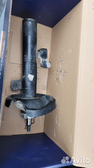 Стойка mazda 3 bl