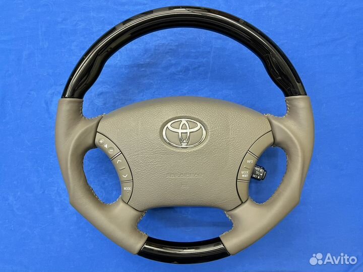 Анатомический руль с черной косточкой Toyota Lexus
