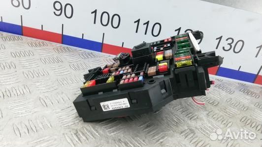 Блок предохранителей BMW 5 F10/F11 (7DN17M101)