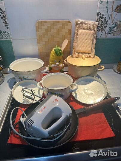 Кастрюли эмалированные СССР, сковорода чугунная