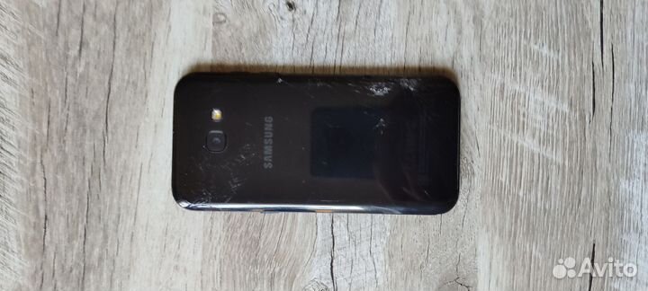 Samsung Galaxy A5 (2017) SM-A520F/DS, 3/32 ГБ