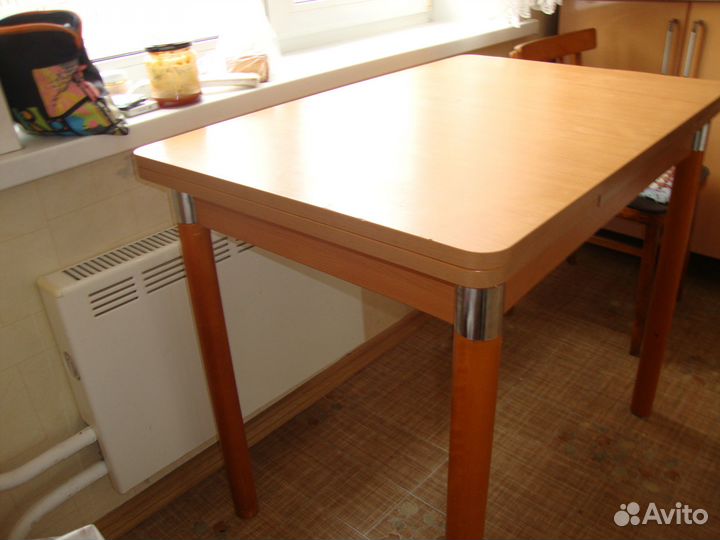 Кухонный стол раскладной б/у