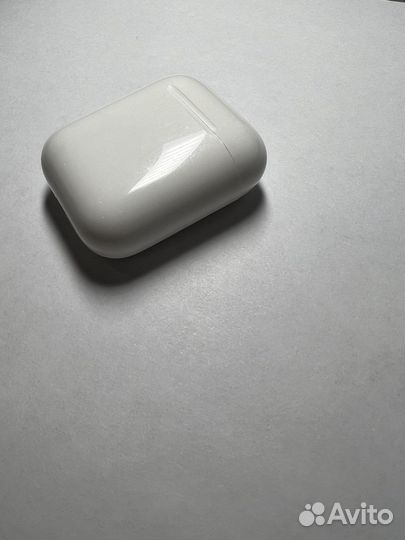Оригинальный кейс Airpods 2